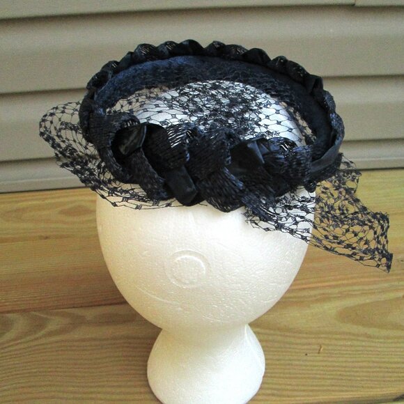 Vtg Fascinator Hat w/Intact Netting Navy Blue 1950's-60's - Picture 5 of 6